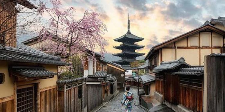 Tek Başına Seyahat Etmek İçin 5 Harika Yer